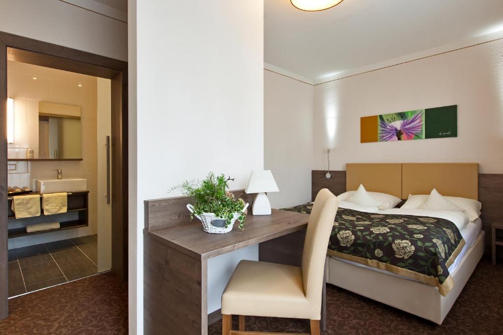 Hotel Altmuensterhof מראה חיצוני תמונה